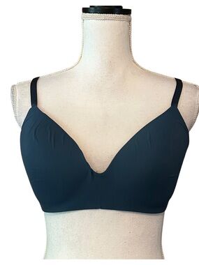 Victoria’s Secret T-shirt Lightly Lined Wireless Bra SZ 36D in Teal Blue Green